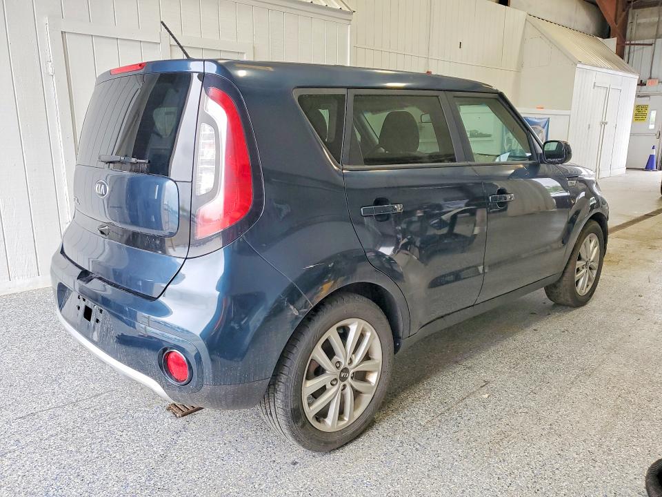 2018 Kia Soul მანქანა იყიდება აუქციონზე, vin: KNDJP3A56J7520322, აუქციონის ნომერი: 54126236