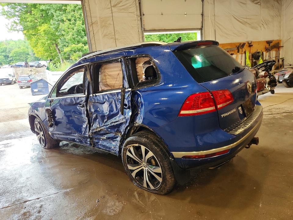 2017 Volkswagen Touareg მანქანა იყიდება აუქციონზე, vin: WVGRF7BP4HD006313, აუქციონის ნომერი: 66380146