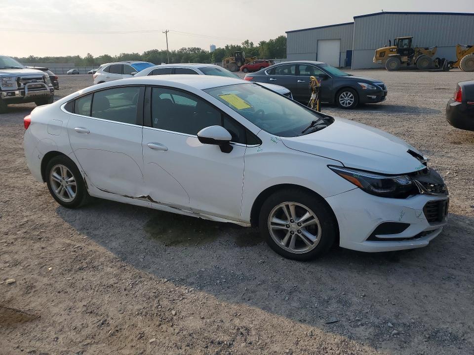 Aukcja sprzedaży 2018 Chevrolet Cruze, vin: 1G1BE5SMXJ7213420, numer aukcji: 64241696