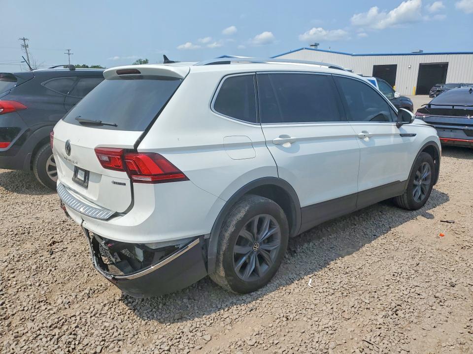 Продаж на аукціоні авто 2022 Volkswagen Tiguan, vin: 3VV2B7AX4NM131025, номер лоту: 64622366