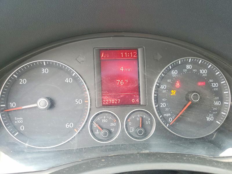 Auction sale of the 2005 Volkswagen New Jetta, vin: 3VWDT71KX5M636265, lot number: 66340646