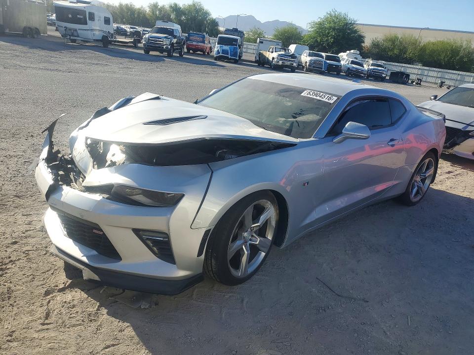 63904516 :رقم المزاد ، 1G1FF1R79J0127872 vin ، 2018 Chevrolet Camaro مزاد بيع