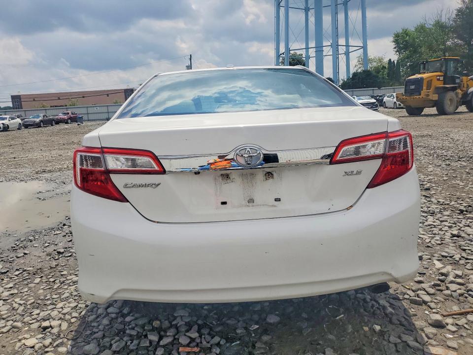 Продаж на аукціоні авто 2014 Toyota Camry, vin: 4T4BF1FK1ER362684, номер лоту: 63882036