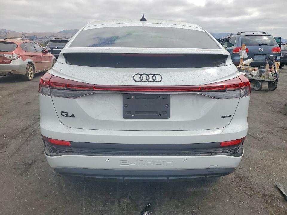 2023 Audi Q4 E-tron მანქანა იყიდება აუქციონზე, vin: WA142BFZ3PP018601, აუქციონის ნომერი: 67040556