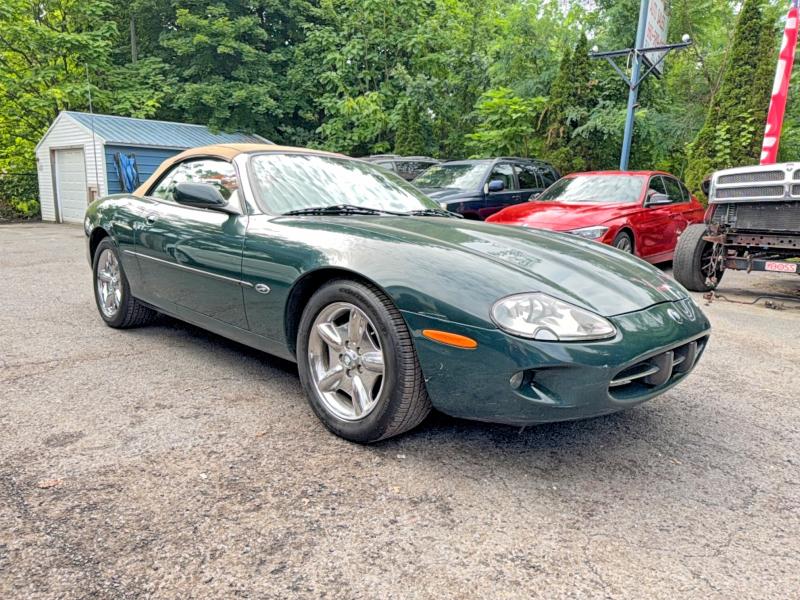 1999 Jaguar Xk8 მანქანა იყიდება აუქციონზე, vin: SAJGX2049XC038524, აუქციონის ნომერი: 64196686