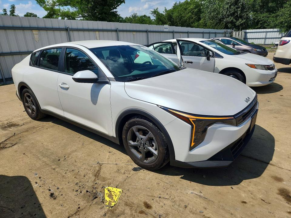 Продаж на аукціоні авто 2025 Kia K4, vin: 3KPFT4DE8SE025916, номер лоту: 65715166