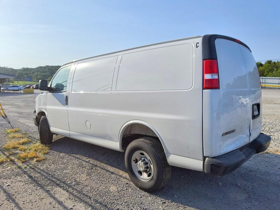 2025 Chevrolet Express G2500 მანქანა იყიდება აუქციონზე, vin: 1GCWGAFP8S1263480, აუქციონის ნომერი: 65012216
