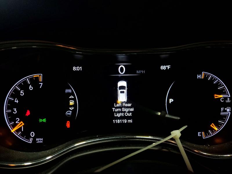66191116 :رقم المزاد ، 1C4RJFBG5JC377229 vin ، 2018 Jeep Grand Cherokee مزاد بيع