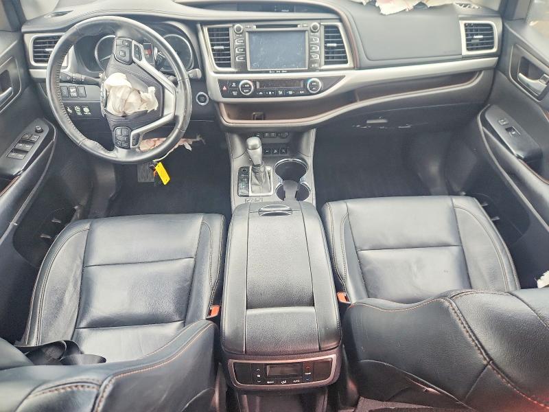 65023576 :رقم المزاد ، 5TDJZRFH3JS531235 vin ، 2018 Toyota Highlander مزاد بيع