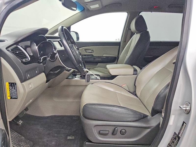 68700006 :رقم المزاد ، KNDMC5C15J6348093 vin ، 2018 Kia Sedona مزاد بيع