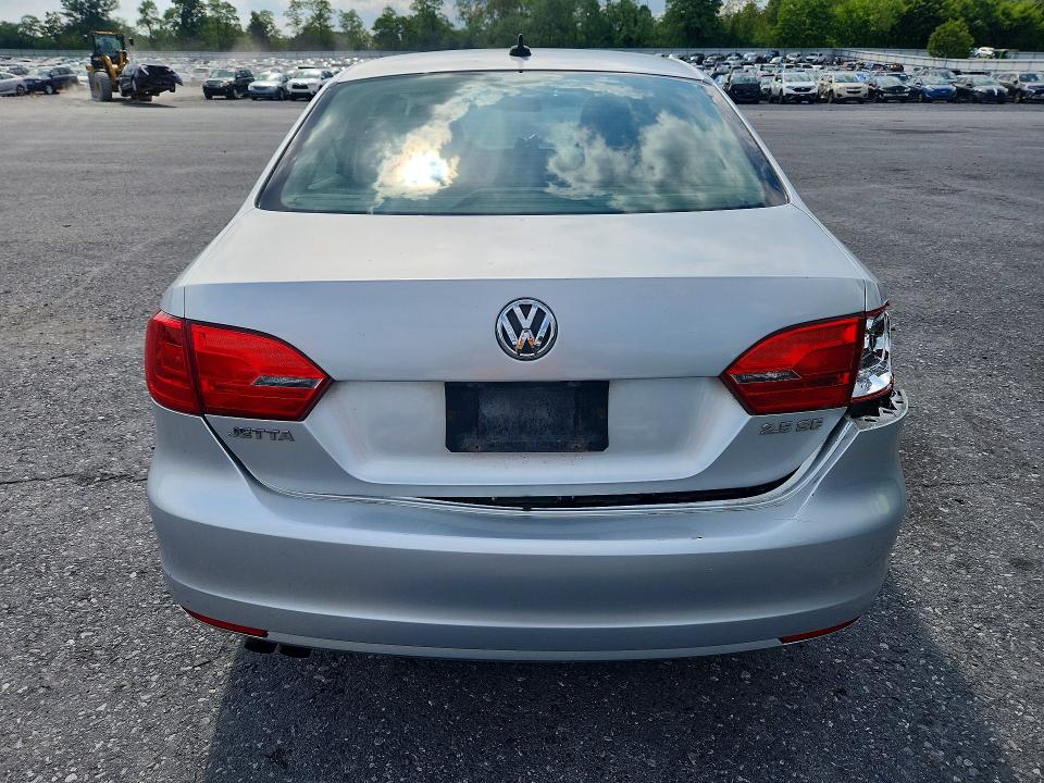 66007476 :رقم المزاد ، 3VWDP7AJ8CM323157 vin ، 2012 Volkswagen Jetta مزاد بيع