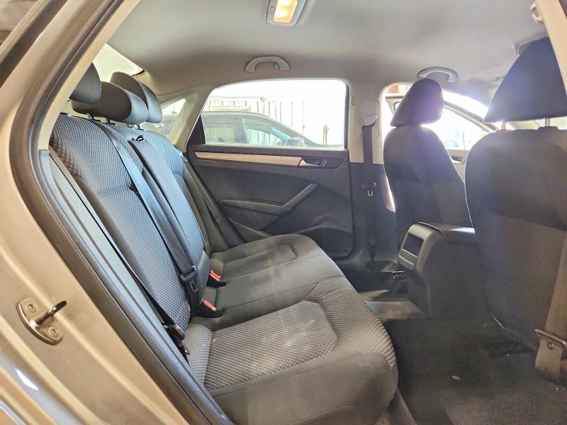 66404936 :رقم المزاد ، 1VWAP7A33CC039408 vin ، 2012 Volkswagen Passat مزاد بيع