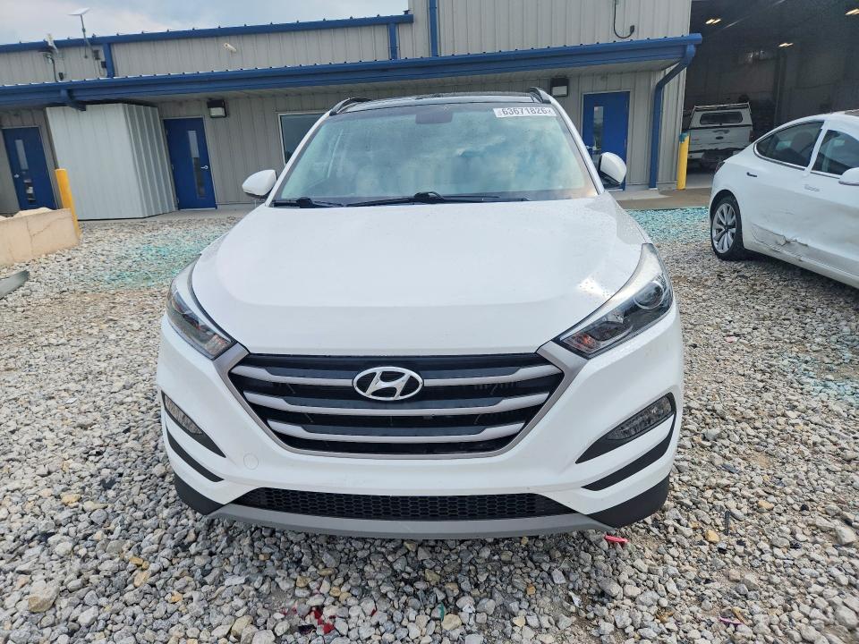 63671826 :رقم المزاد ، KM8J3CA24JU783942 vin ، 2018 Hyundai Tucson مزاد بيع