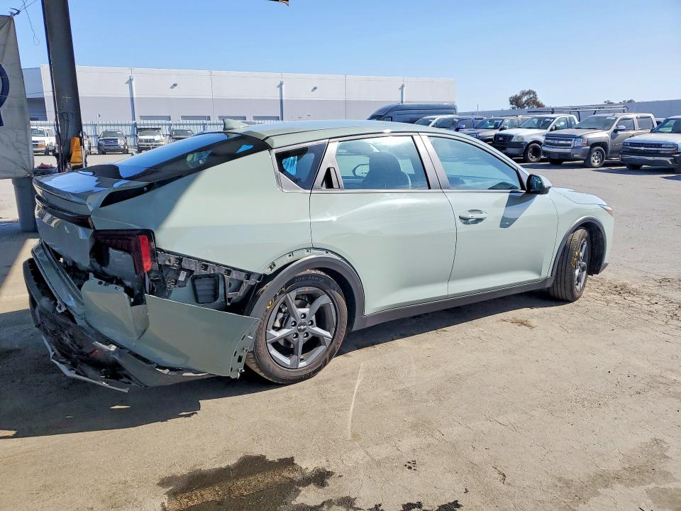 64499956 :رقم المزاد ، 3KPFT4DE3TE281088 vin ، 2026 Kia K4 مزاد بيع