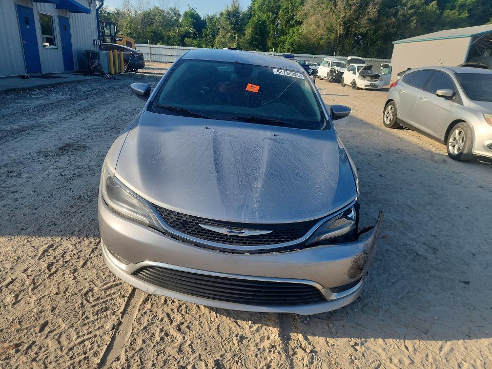 64799256 :رقم المزاد ، 1C3CCCAB3FN688159 vin ، 2015 Chrysler 200 مزاد بيع