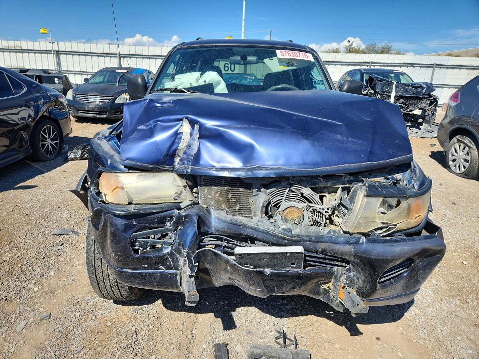 57630776 :رقم المزاد ، JA4LS21H02J028377 vin ، 2002 Mitsubishi Montero مزاد بيع