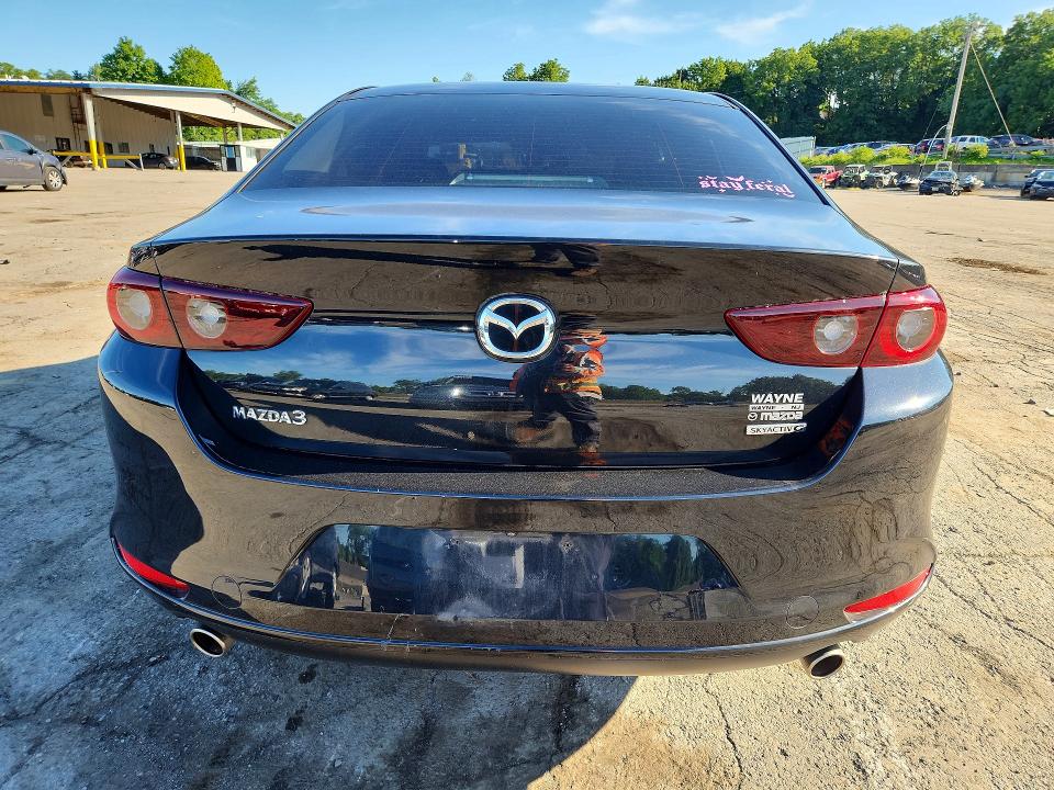 63940336 :رقم المزاد ، 3MZBPACL1NM301216 vin ، 2022 Mazda 3 مزاد بيع