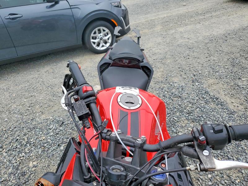 64557786 :رقم المزاد ، MLHPC4510H5400005 vin ، 2017 Honda Cb500 مزاد بيع