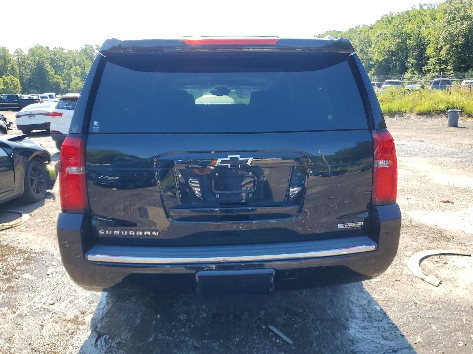 2017 Chevrolet Suburban მანქანა იყიდება აუქციონზე, vin: 1GNSKJKC0HR124221, აუქციონის ნომერი: 65456086