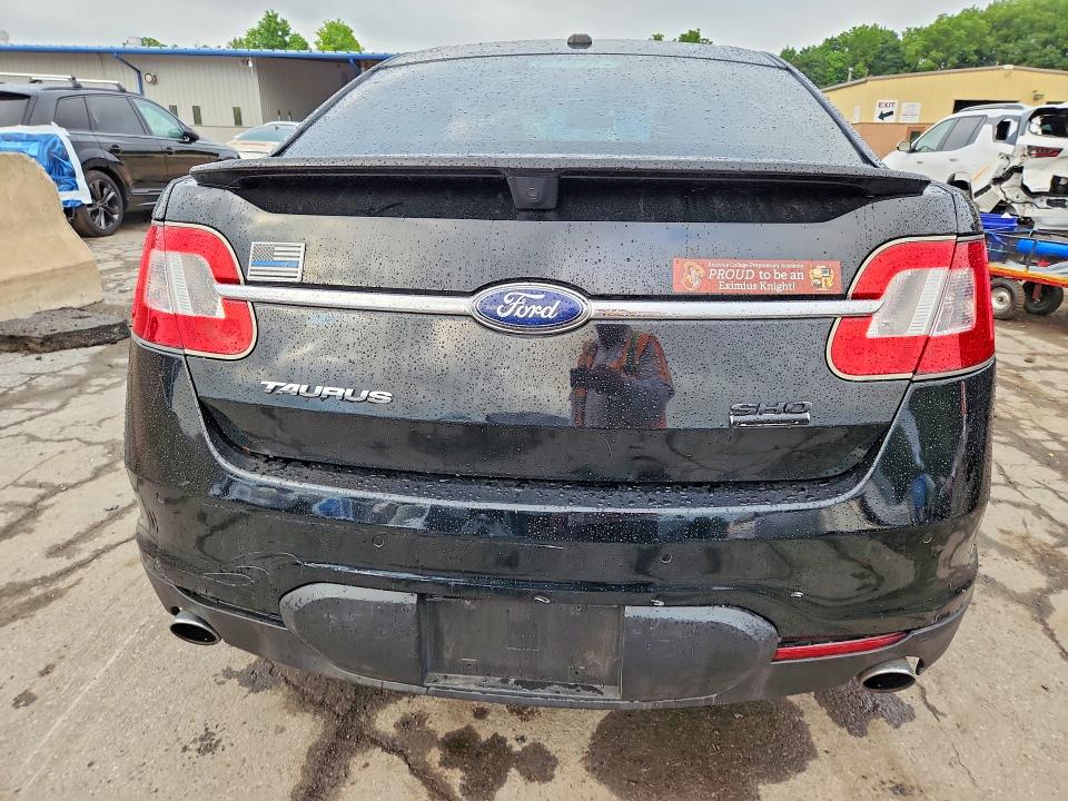 63612356 :رقم المزاد ، 1FAHP2KT9BG188129 vin ، 2011 Ford Taurus مزاد بيع