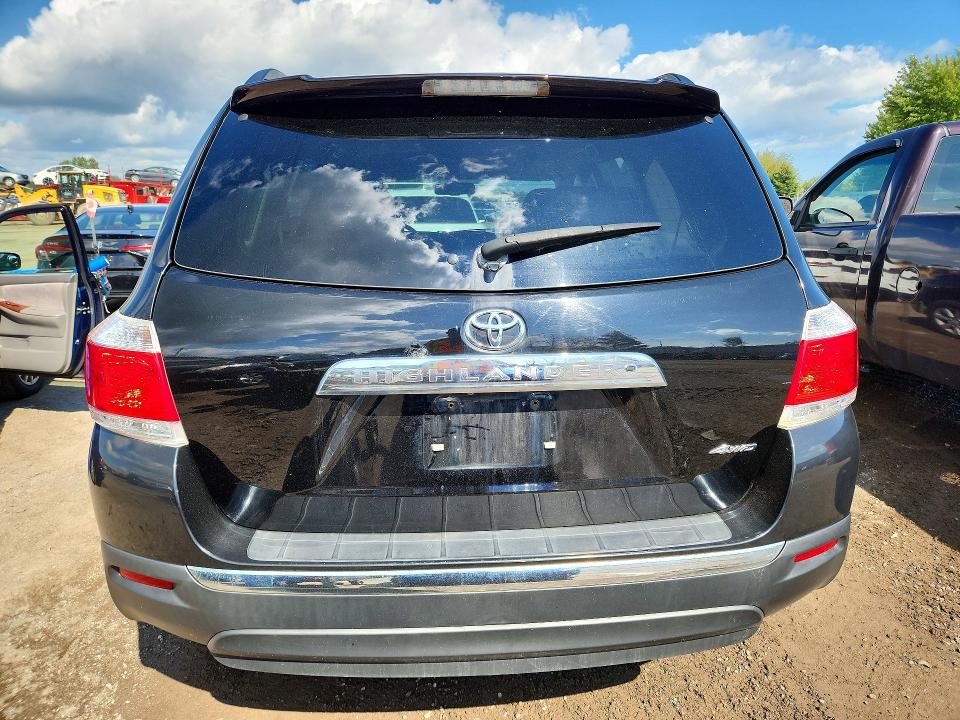 66194836 :رقم المزاد ، 5TDBK3EH3DS202126 vin ، 2013 Toyota Highlander مزاد بيع
