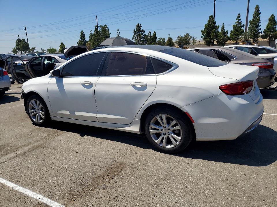 65933066 :رقم المزاد ، 1C3CCCAB2FN567980 vin ، 2015 Chrysler 200 مزاد بيع
