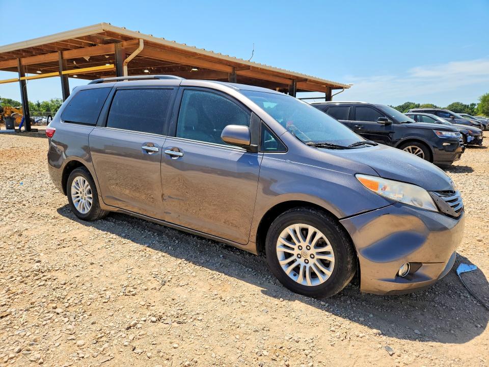 Продаж на аукціоні авто 2015 Toyota Sienna, vin: 5TDYK3DC2FS621541, номер лоту: 66054596
