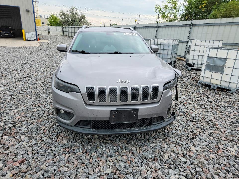 61748836 :رقم المزاد ، 1C4PJLCB7KD215560 vin ، 2019 Jeep Cherokee مزاد بيع