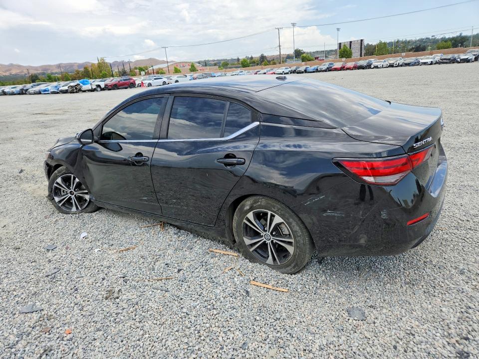 64795306 :رقم المزاد ، 3N1AB8CV0MY210200 vin ، 2021 Nissan Sentra مزاد بيع
