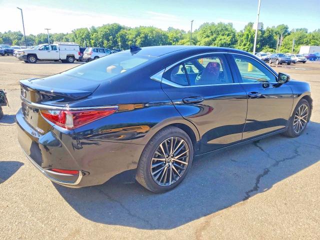63641486 :رقم المزاد ، 58ADA1C11RU050070 vin ، 2024 Lexus Es 300h مزاد بيع