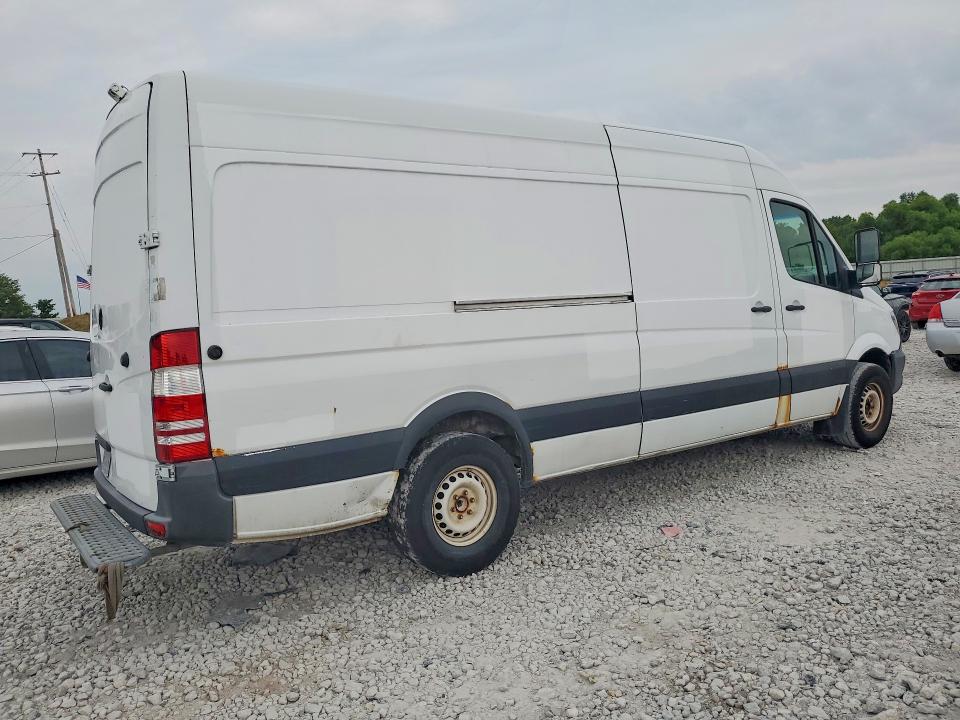 63803646 :رقم المزاد ، WD3PE8DB6FP131728 vin ، 2015 Mercedes-benz Sprinter مزاد بيع