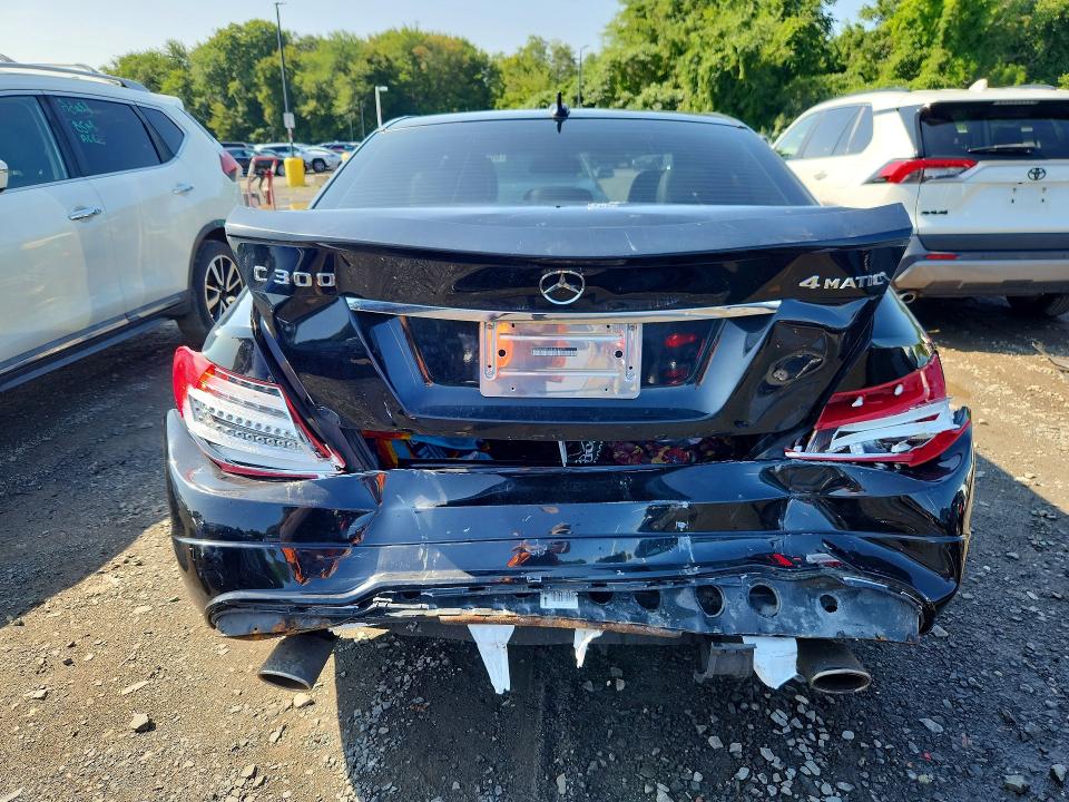 2014 Mercedes-benz C მანქანა იყიდება აუქციონზე, vin: WDDGF8AB1EA965257, აუქციონის ნომერი: 66280746