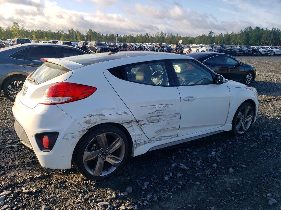 2013 Hyundai Veloster მანქანა იყიდება აუქციონზე, vin: KMHTC6AE5DU170754, აუქციონის ნომერი: 63433546