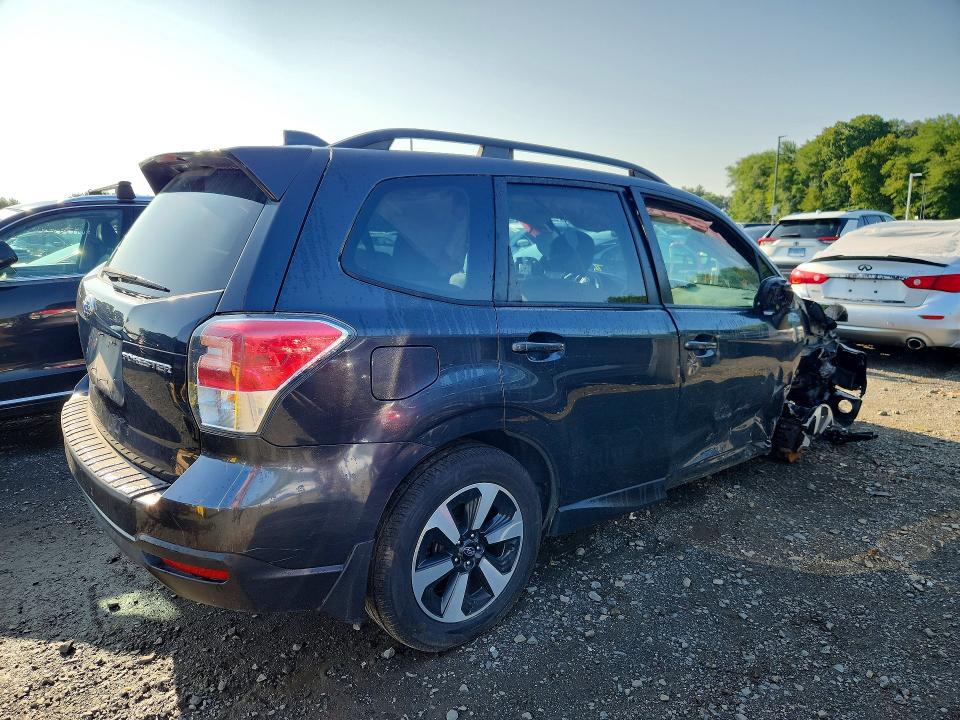 65794026 :رقم المزاد ، JF2SJAEC5JH422607 vin ، 2018 Subaru Forester مزاد بيع