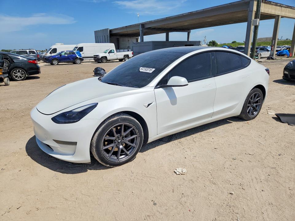 Продаж на аукціоні авто 2023 Tesla Model 3, vin: 5YJ3E1EA9PF384698, номер лоту: 64193016