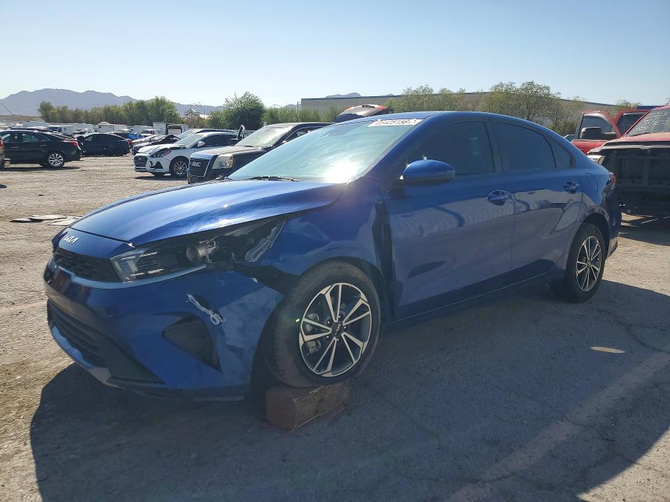 66425156 :رقم المزاد ، 3KPF24AD3NE427166 vin ، 2022 Kia Forte مزاد بيع