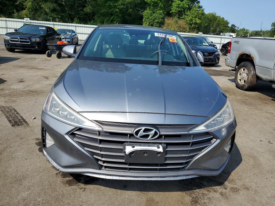 2019 Hyundai Elantra მანქანა იყიდება აუქციონზე, vin: KMHD84LF6KU883675, აუქციონის ნომერი: 64422666