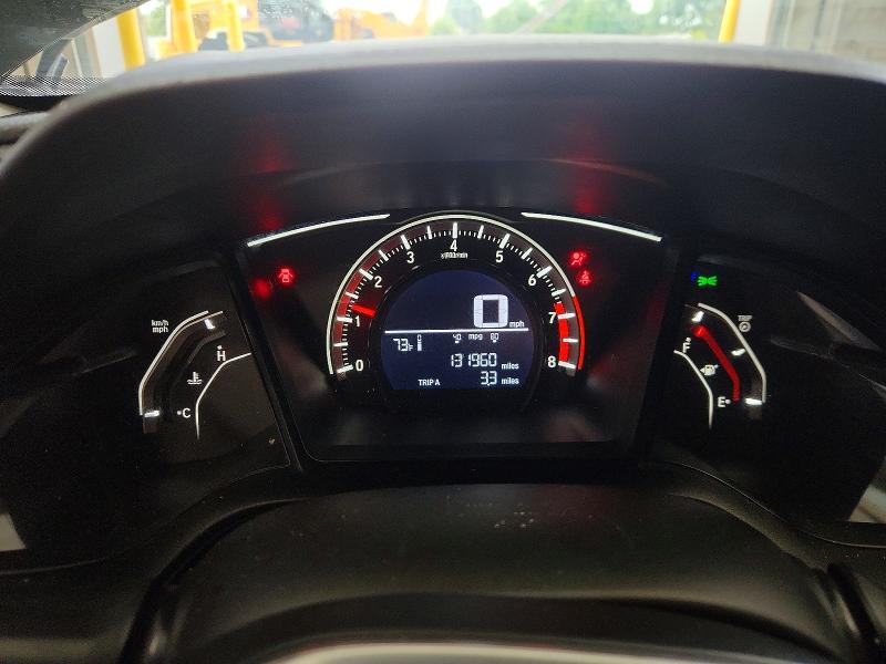 63938696 :رقم المزاد ، 19XFC2E51HE067470 vin ، 2017 Honda Civic مزاد بيع
