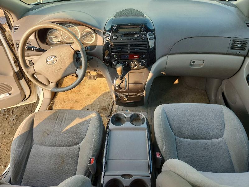 2004 Toyota Sienna მანქანა იყიდება აუქციონზე, vin: 5TDZA23C34S025483, აუქციონის ნომერი: 64947346