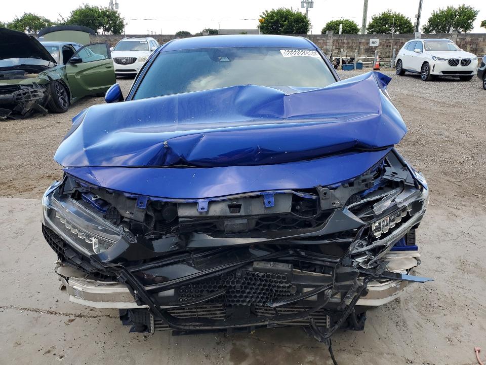 Auction sale of the 2019 Honda Accord, vin: 1HGCV1F33KA107709, lot number: 65606346