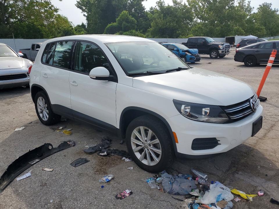 Продаж на аукціоні авто 2017 Volkswagen Tiguan, vin: WVGAV7AXXHK052337, номер лоту: 63260606