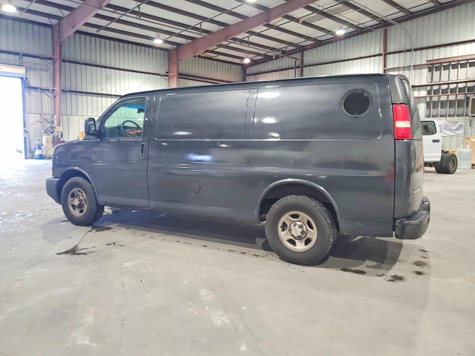 Продажа на аукционе авто 2004 Chevrolet Express G1500, vin: 1GCEG15X441112748, номер лота: 64308106
