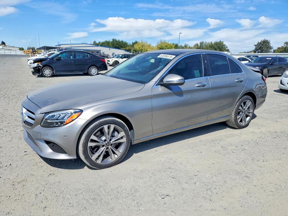 64999376 :رقم المزاد ، 55SWF8EB6LU323331 vin ، 2020 Mercedes-benz C مزاد بيع