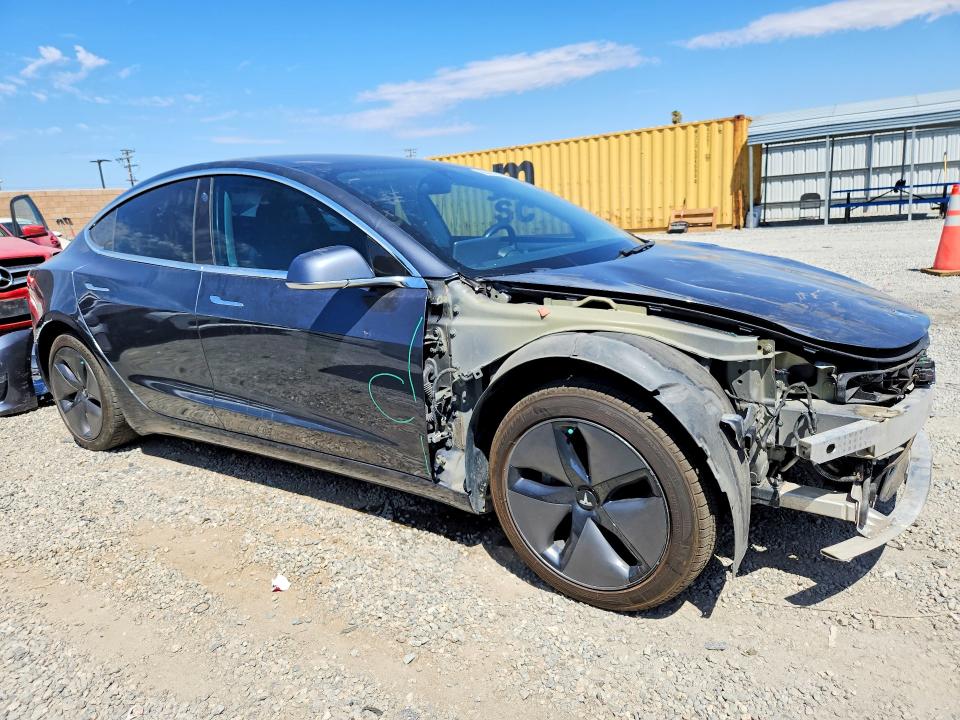 2018 Tesla Model 3 მანქანა იყიდება აუქციონზე, vin: 5YJ3E1EA5JF038512, აუქციონის ნომერი: 66203946