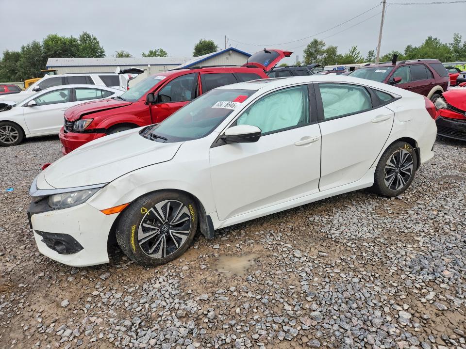 Auction sale of the 2016 Honda Civic, vin: 19XFC1F33GE003890, lot number: 65018646