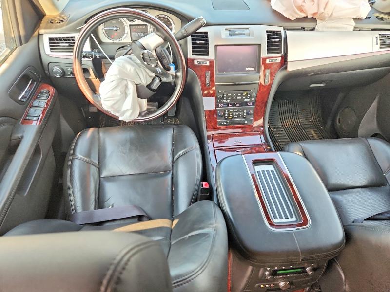 65125426 :رقم المزاد ، 1GYS4CEF9DR353683 vin ، 2013 Cadillac Escalade مزاد بيع