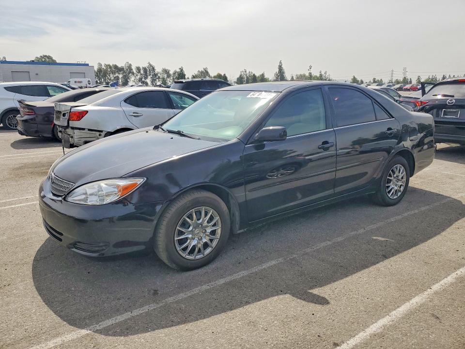 Продаж на аукціоні авто 2002 Toyota Camry, vin: 4T1BE32K82U074025, номер лоту: 64704736
