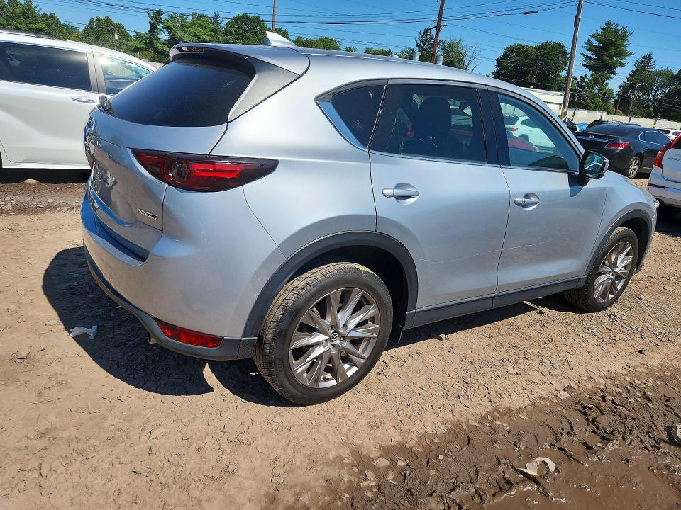 65318816 :رقم المزاد ، JM3KFADM7M0391381 vin ، 2021 Mazda Cx-5 مزاد بيع