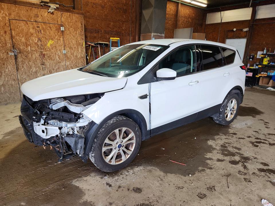 2017 Ford Escape მანქანა იყიდება აუქციონზე, vin: 1FMCU9GDXHUE52682, აუქციონის ნომერი: 64553166