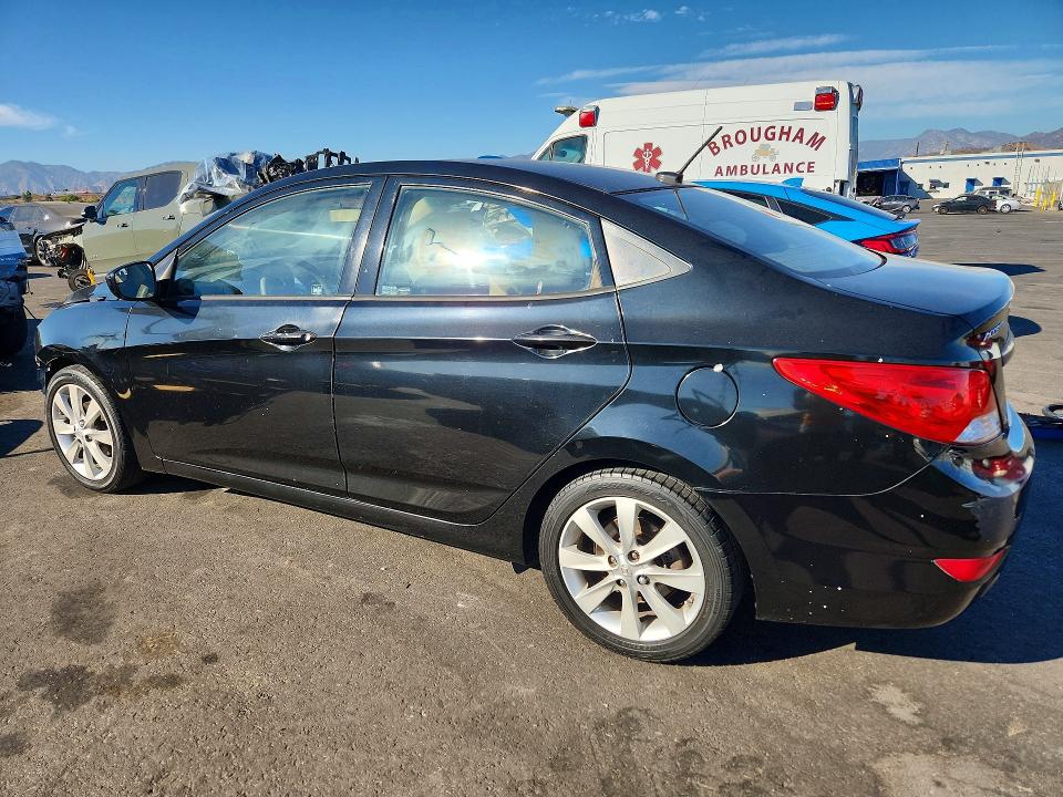 65549786 :رقم المزاد ، KMHCU4AE8EU748123 vin ، 2014 Hyundai Accent مزاد بيع